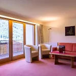Gaestehaus Woetzer Und Landhaus Stocka