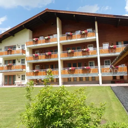 Gaestehaus Woetzer Und Landhaus Stocka アパート Grän