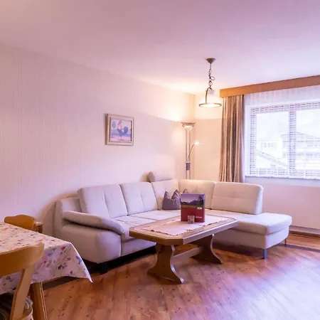 Apartment Gästehaus Wötzer Und Landhaus Stocka