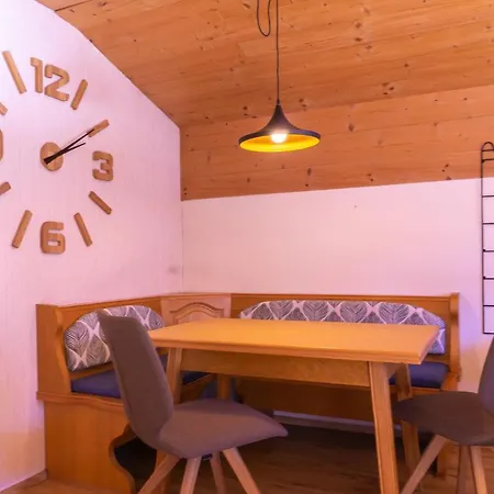 Gaestehaus Woetzer Und Landhaus Stocka * Grän