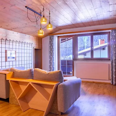 Gaestehaus Woetzer Und Landhaus Stocka アパート *