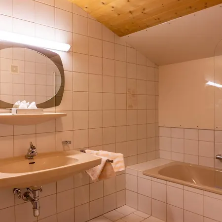 Gaestehaus Woetzer Und Landhaus Stocka * 그란