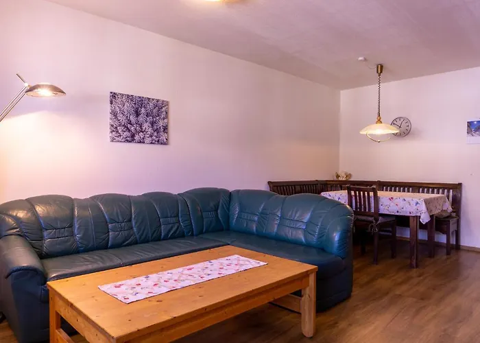 Daire Gaestehaus Woetzer Und Landhaus Stocka Grän